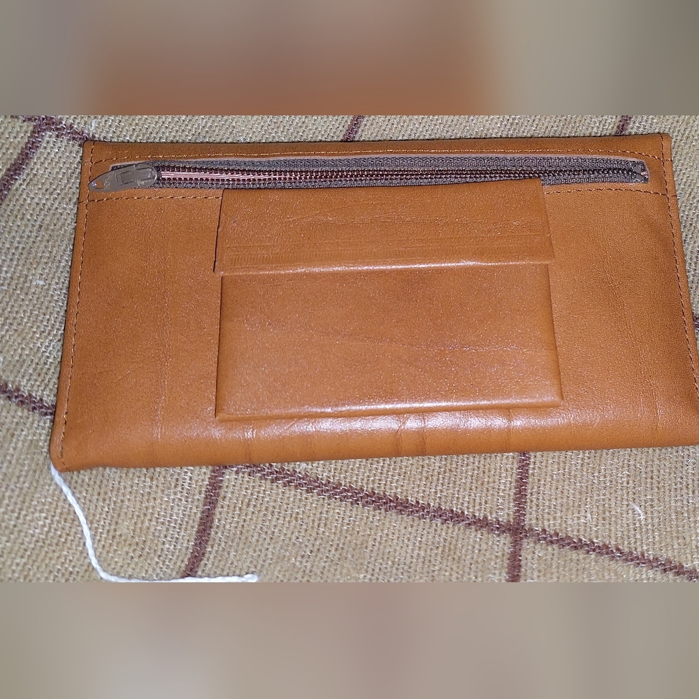 Amity White and Brown Checkbook Clutch Wallet Nwot Price Is For BOTH - Picture 2 of 9